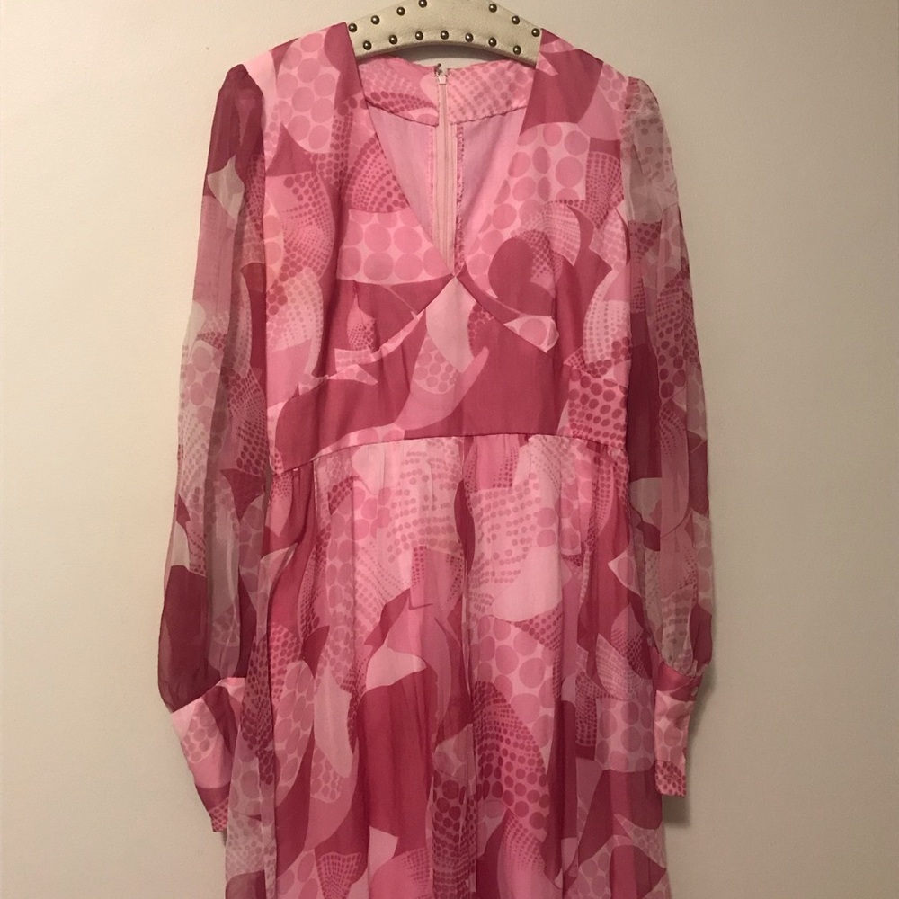 Vintage Handmade Pink Patterned V-Neck Long Sleeve Dress